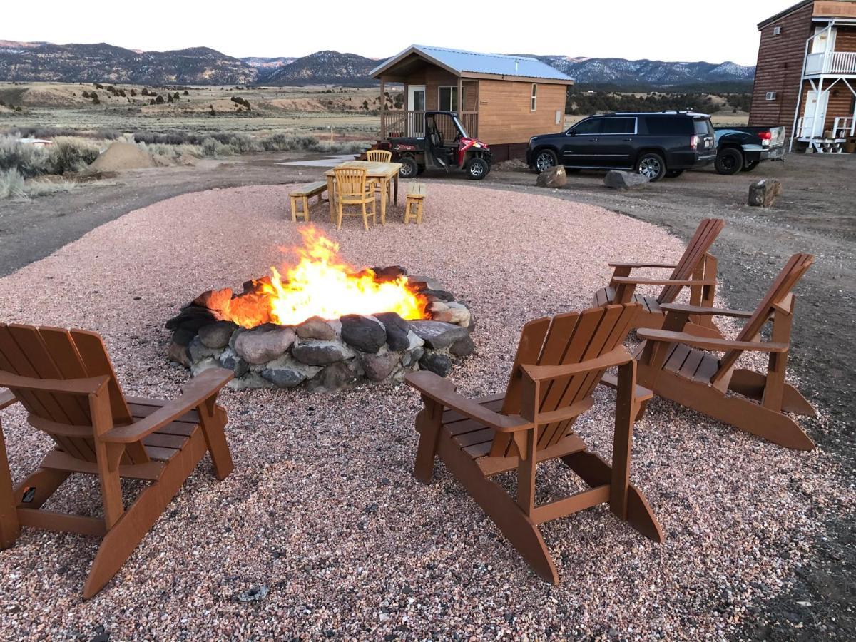 The Riverside Ranch Motel And Rv Park Southern Utah Hatch Bagian luar foto