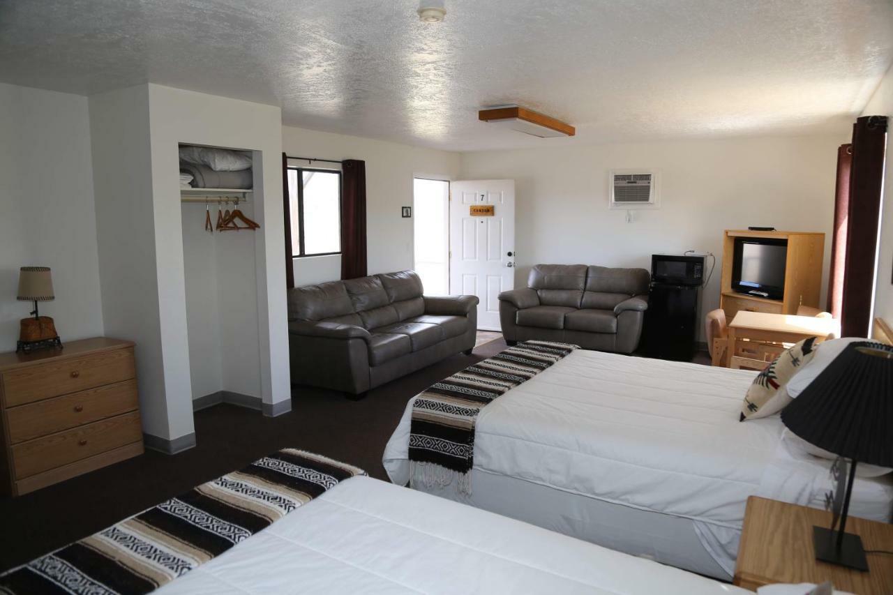 The Riverside Ranch Motel And Rv Park Southern Utah Hatch Bagian luar foto